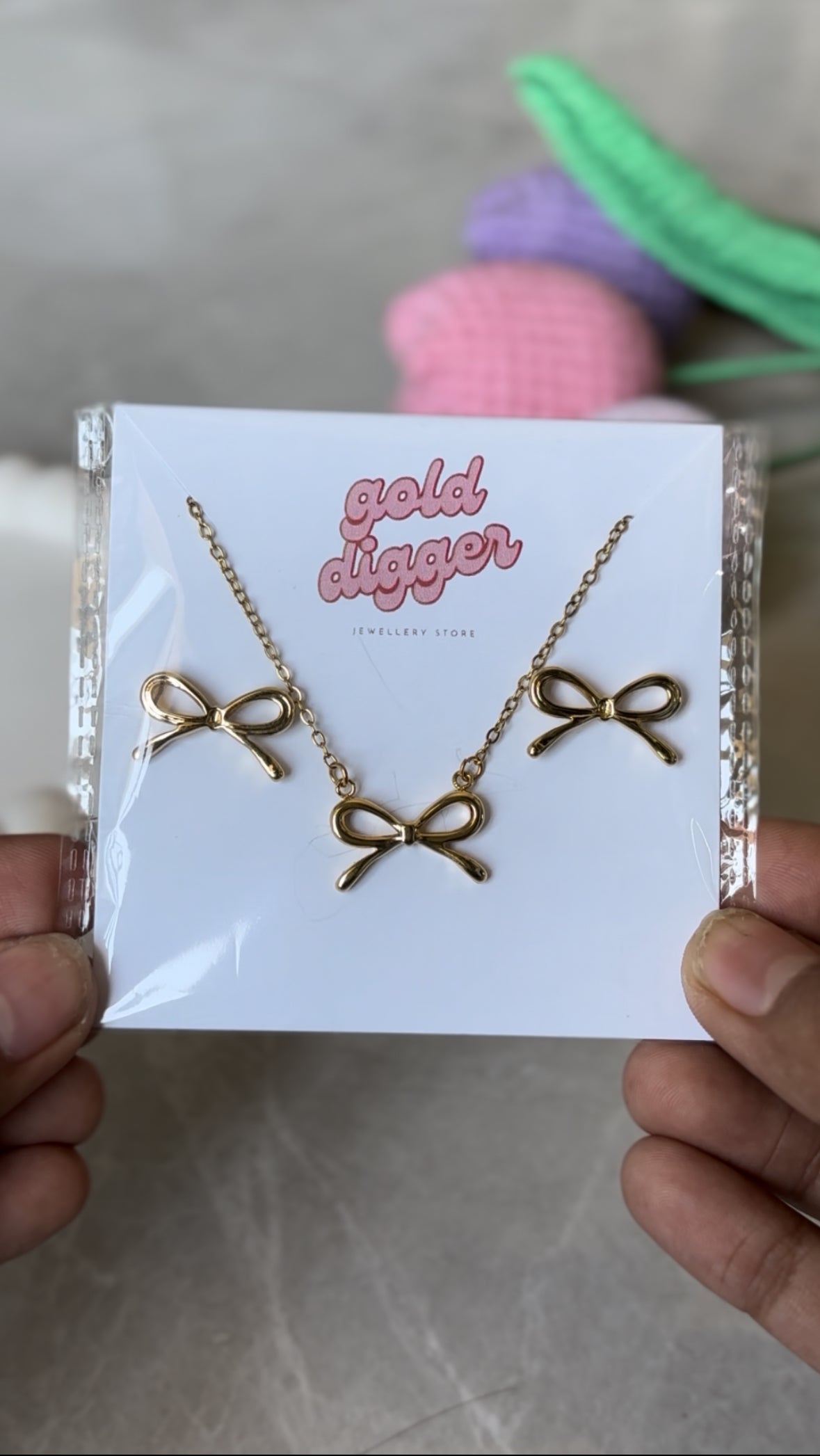 Dainty bow set