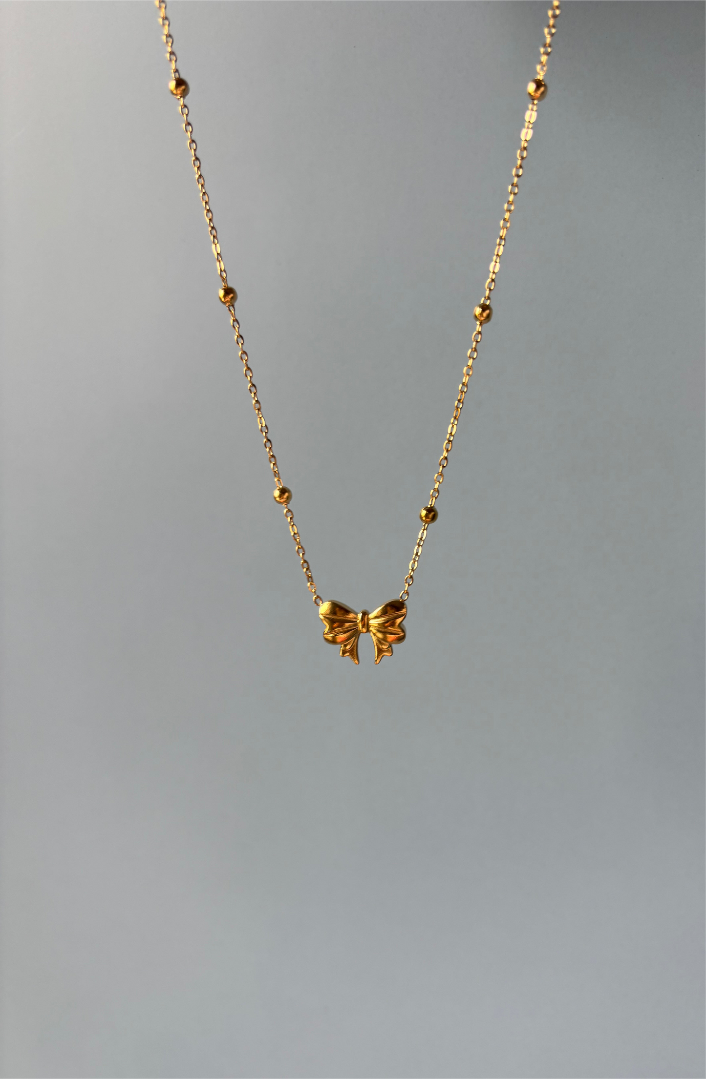 Elena bow necklace