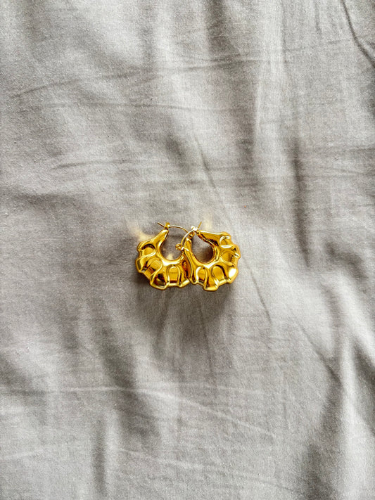 Ella hoops